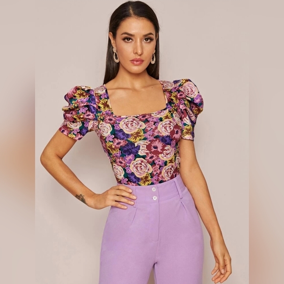 Puff Shoulder Floral Too - Picture 1 of 2